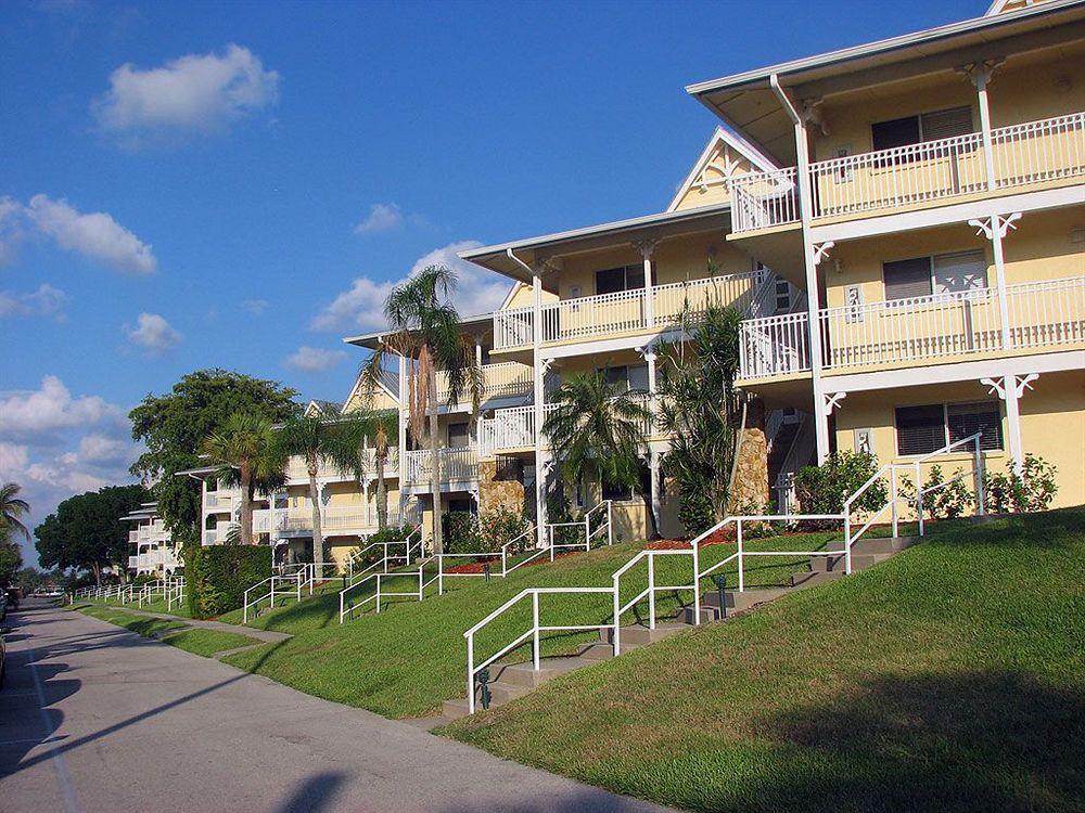 Hilton Vacation Club Charter Club Naples Bay Hotell Eksteriør bilde