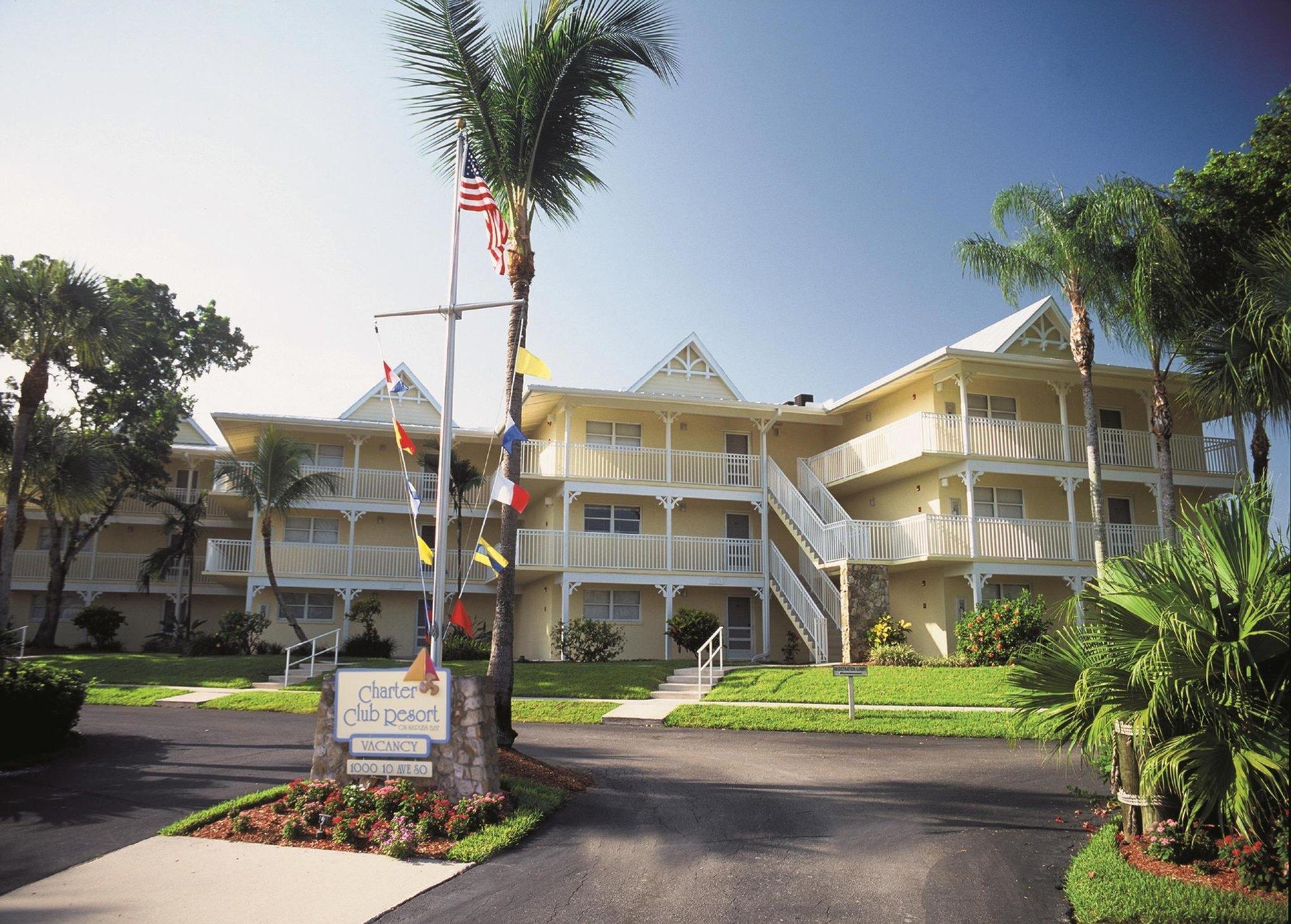 Hilton Vacation Club Charter Club Naples Bay Hotell Eksteriør bilde